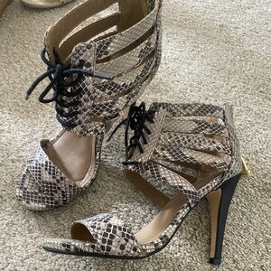 Women print heels